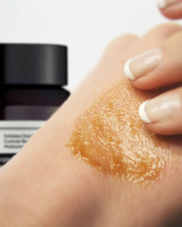 KLAIRS Gentle Black Sugar Facial Polish (110g) 3