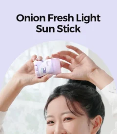 ISNTREE Onion Fresh Light Sun Stick3