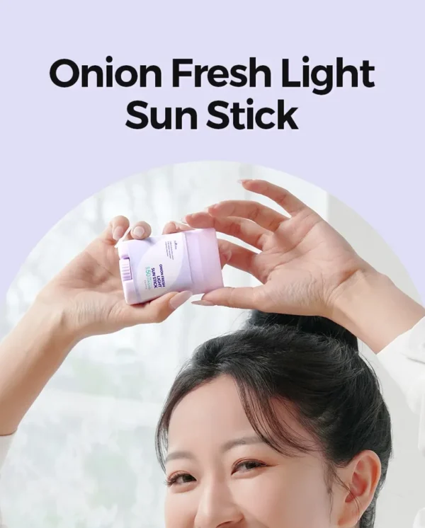 ISNTREE Onion Fresh Light Sun Stick3